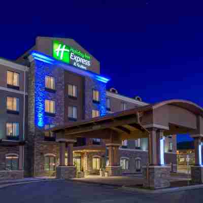 Holiday Inn Express & Suites Denver South - Castle Rock Hotel Exterior