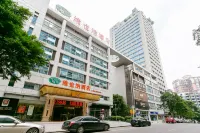 Vienna Hotel (Chongqing Shiqiaopu Metro Station) Hotellit kohteessa 