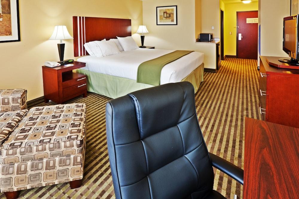 Holiday Inn Express Hotel & Suites Perry, an Ihg Hotel