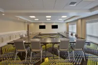 Holiday Inn Express & Suites South Hill