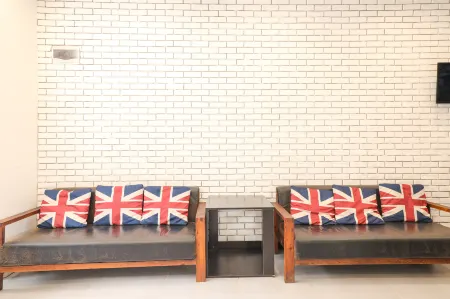 Xinglvgu Resort Отели рядом с достопримечательностью «Wanlü Lake · Wanlü Valley Resort»