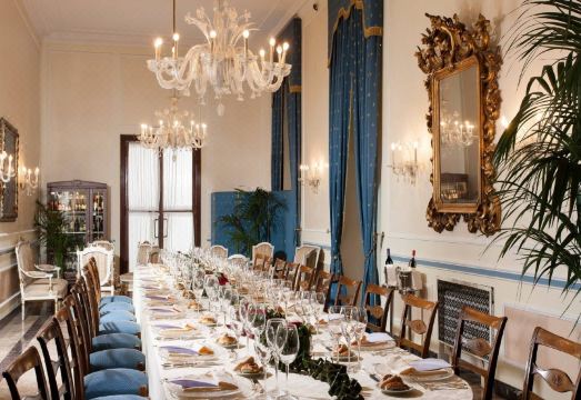 4. 호텔 퀴리날레..