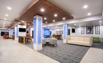 Holiday Inn Express & Suites Rapid City - Rushmore South