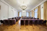 엑스 빅토리아 팰리스