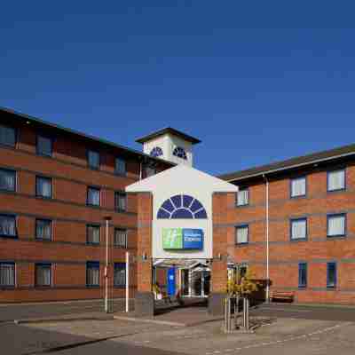 Holiday Inn Express Droitwich Spa Hotel Exterior