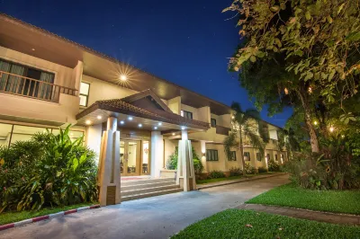 President Hotel Udonthani Hoteles cerca de Wat Pradu Kham Tha Netnimit