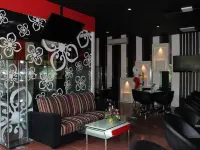 Sans Hotel International Surabaya Hotels in Gubeng