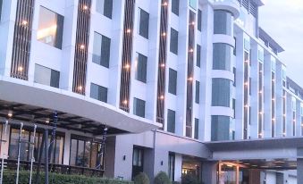 The One Hotel