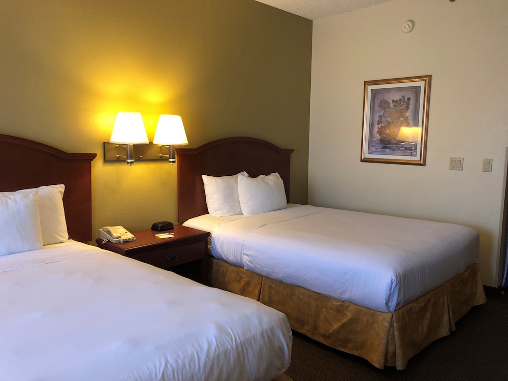 Days Inn by Wyndham Bernalillo