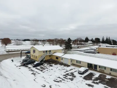 Midway Motel