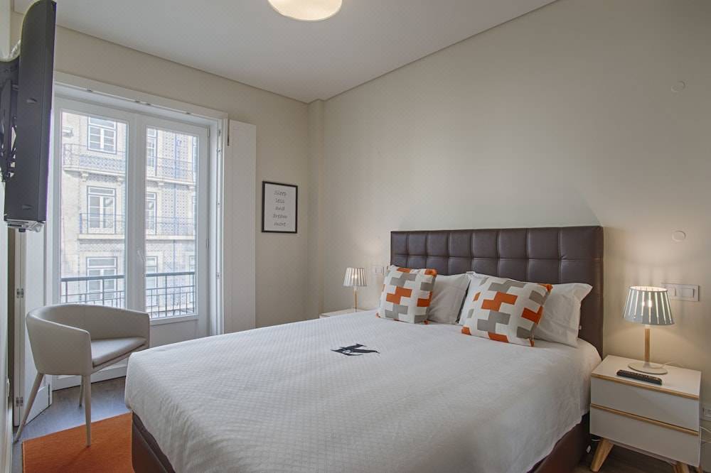 Chiado Mercy Apartments | Lisbon Best Apartments-Lisbon Updated 2022 Room  Price-Reviews & Deals | Trip.com