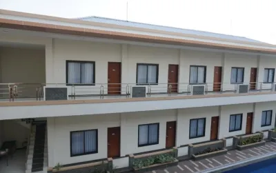 Go Hotel Maumere Hotels in Watumilok