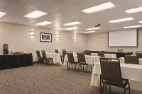 Country Inn & Suites by Radisson, Woodbury, MN Hotels in Woodbury