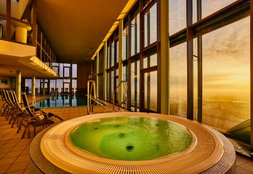 바르샤바 호텔 시설 분석