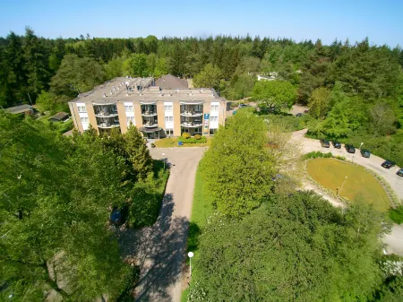 Fletcher Hotel Restaurant de Eese Отели в г. Волвега