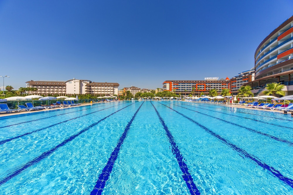 Lonicera World Resort Spa Hotel
