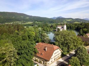 Der Schlosswirt zu Anif - Biedermeierhotel Und Restaurant