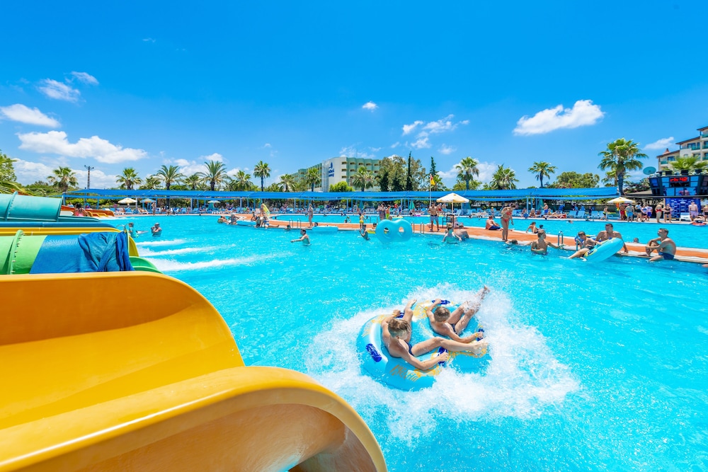 Vonresort Golden Beach & Aqua - Kids Concept-All Inclusive