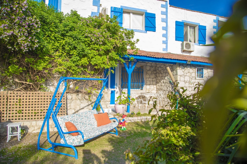 Zeren Alacati