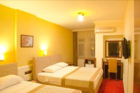 Kircuval Hotel