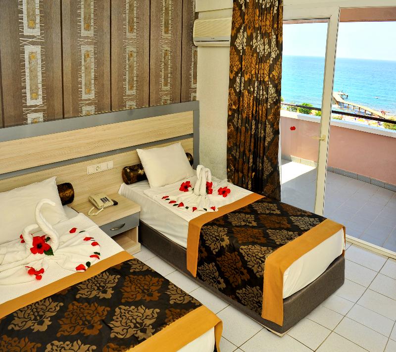 Grand Uysal Beach Hotel - All Inclusive