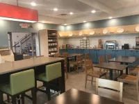 Country Inn & Suites by Radisson, Bradenton-Lakewood Ranch, FL - breakfast