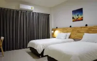 The Color Place Hotels in Chaloem Phra Kiat