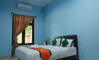 Simply Homy Guest House Uty Kronggahan