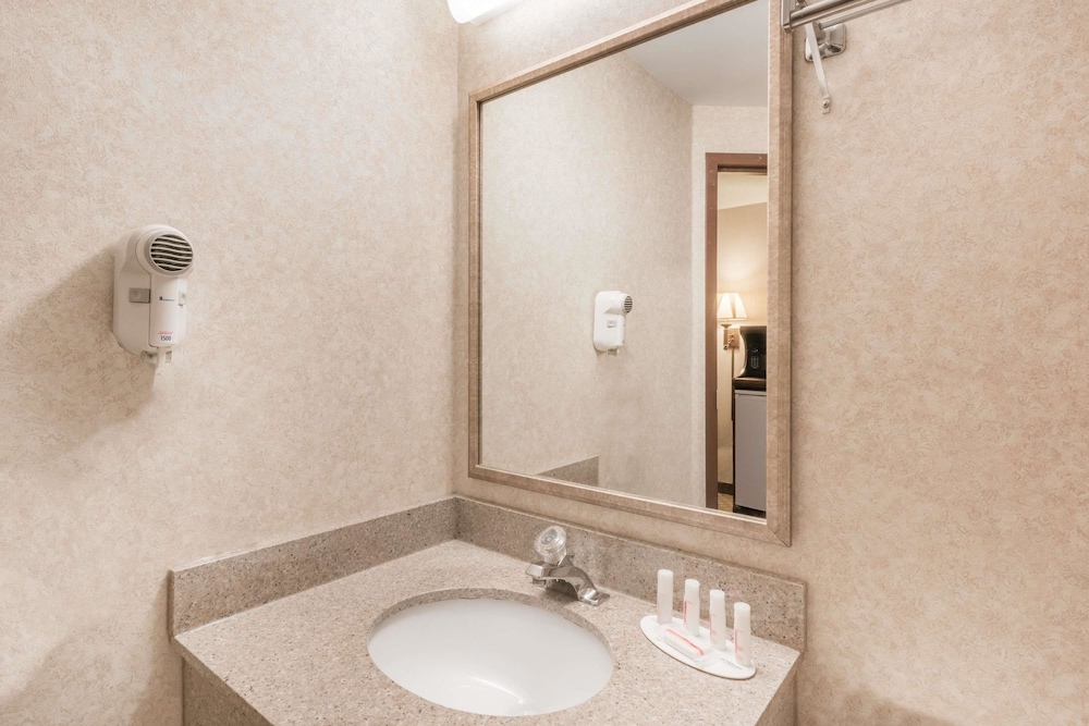 Ramada by Wyndham Pottsville/Frackville