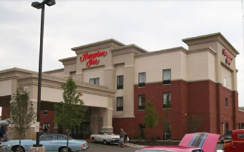 Hampton Inn Detroit Roseville