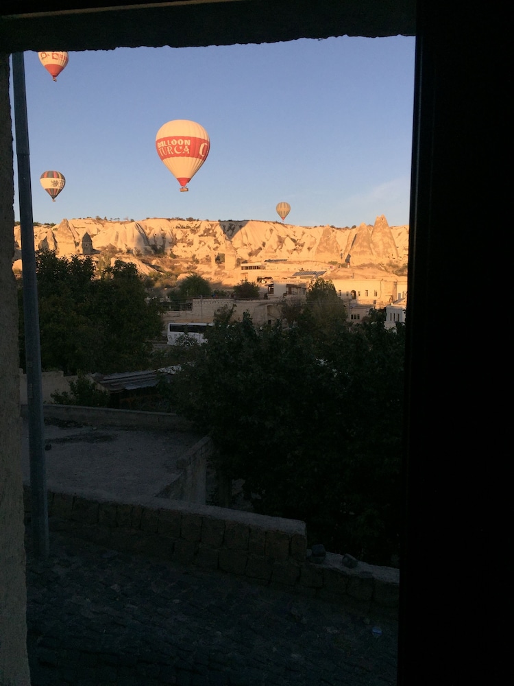 Guven Cave Hotel