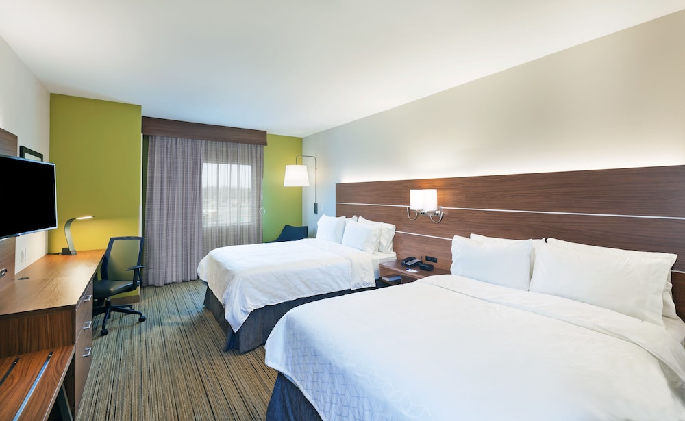 Holiday Inn Express & Suites Lenexa - Overland Park Area, an Ihg Hotel