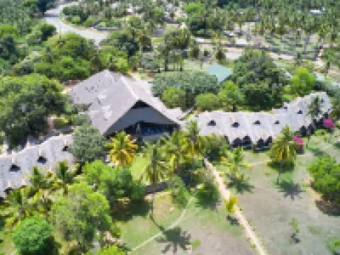 Basecamp Mafía Island โรงแรมในมาเฟีย