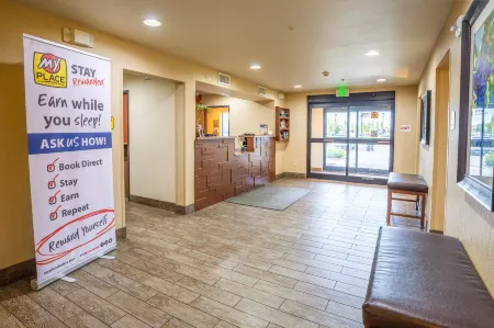 My Place Hotel- Pasco/Tri-Cities, WA Отели рядом с достопримечательностью «Колледж Колумбия Бейсин»