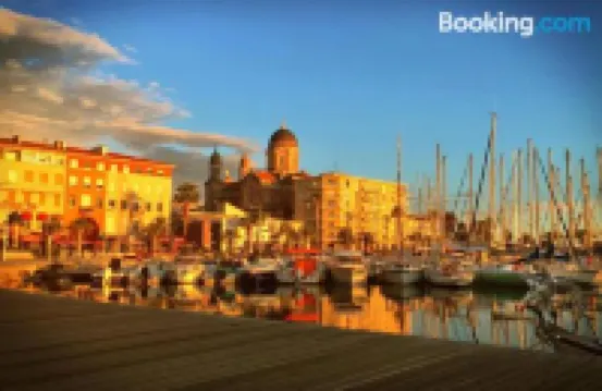 Le Thimothée : Hôtel & Studios