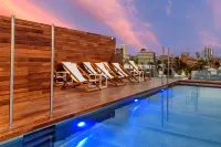 Melia Madrid Serrano - Rooftop Pools