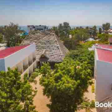 Kibanda Lodge and Beach Club Hotel Exterior