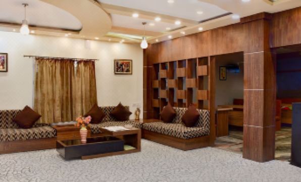 Treebo Trip GD Hotel - Housity
