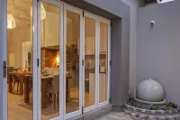Niche Gusethouse Hotels in 