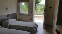Foresteria la Merlina Hotels in Dernice