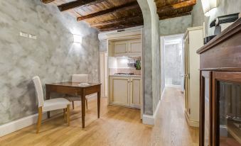 Colonna Suite - Rome Spanish Steps Suite & Spa