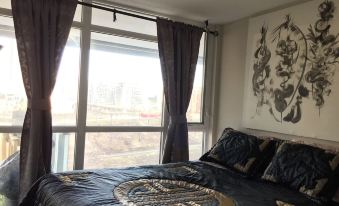 Condo Suites Near CN Tower