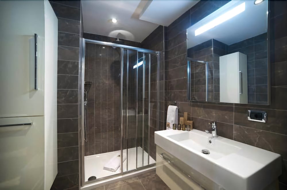 Taba Luxury Suites