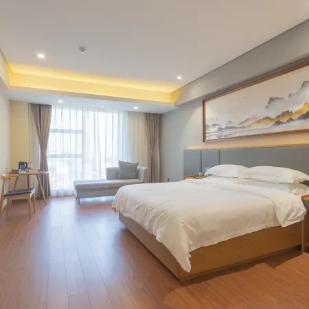 Lucky Star Hotel