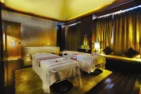The Leela Ambience Gurugram Hotel - Kylpylä