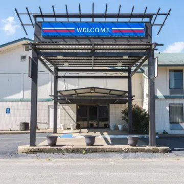 Motel 6 Arkadelphia, AR