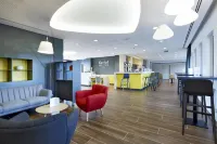 Kyriad Prestige Pau - ZÉNITH - Palais des Sports