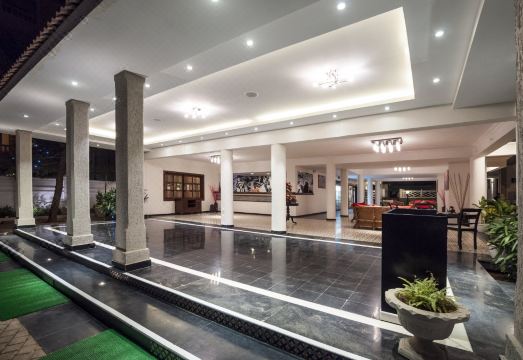 쾌적한 객실 침구 및 인테리어