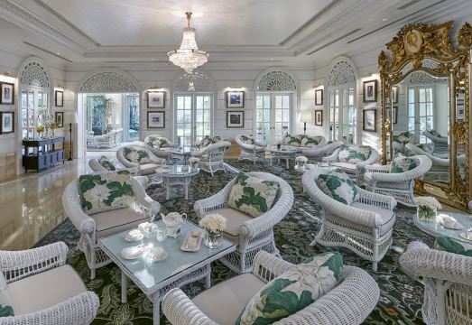 2. 만다린 오리엔탈..