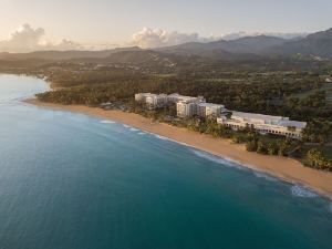 2/2 frente a la playa dentro de Wyndham Resort, Puerto Rico